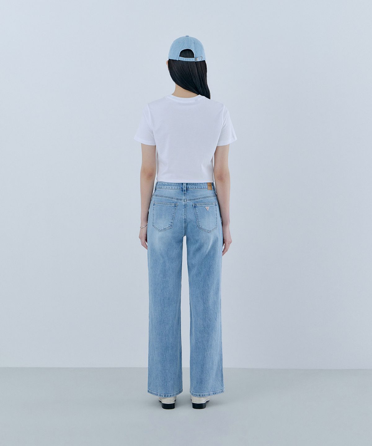 게스(GUESS) [CORE] 1color 여성 L톤 와이드 YQ1D9055