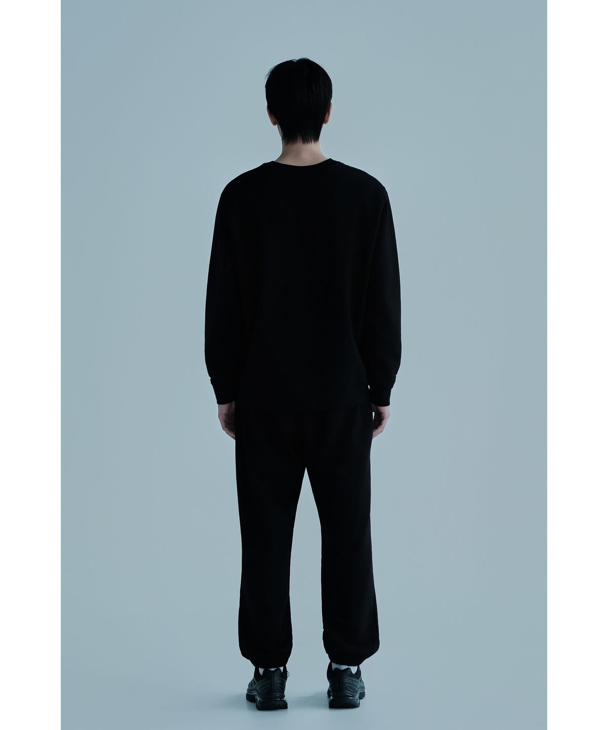 얼스캄에라(EARTH CALM ERA) 내추럴 데일리 스웨트셔츠_블랙