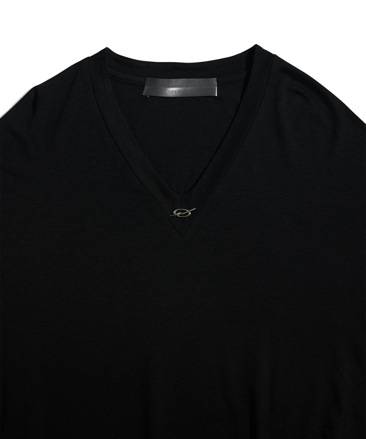 51퍼센트(51PERCENT) V Neck Banding Longsleeve - black