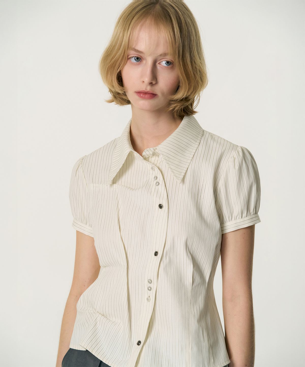킴지수(KIMZISU) DOZI - Puffed Button Up Shirt_IVORY
