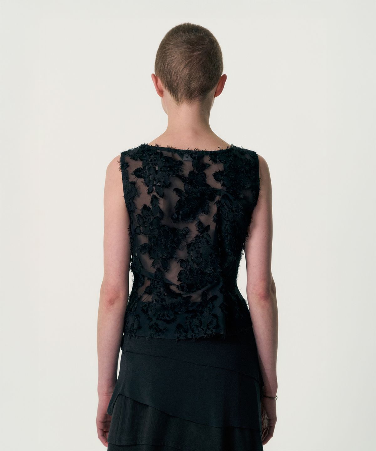 킴지수(KIMZISU) Pinched Sleeveless_SHEER BLACK