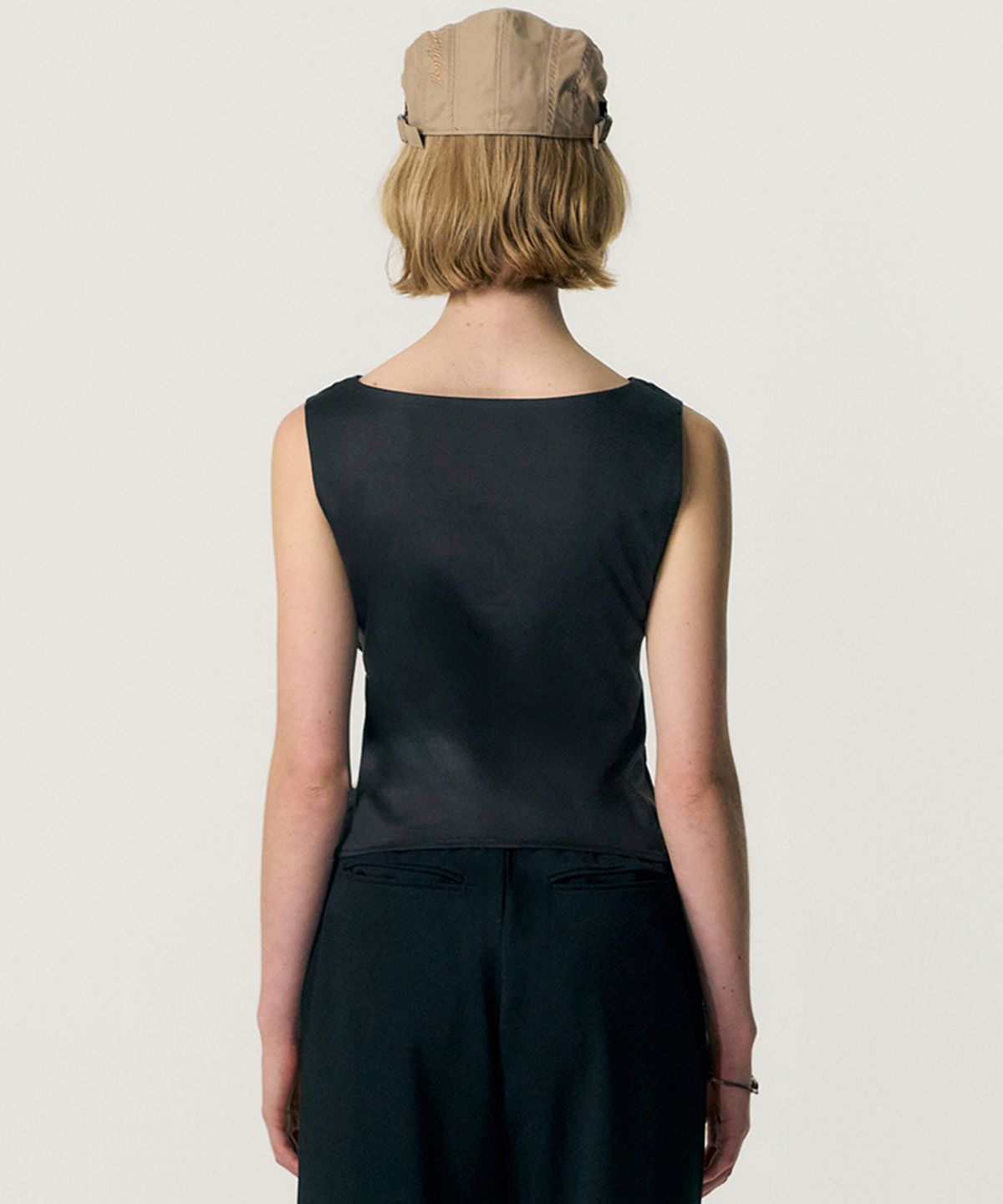 킴지수(KIMZISU) Diagonal Multi-Knot Top_BLACK