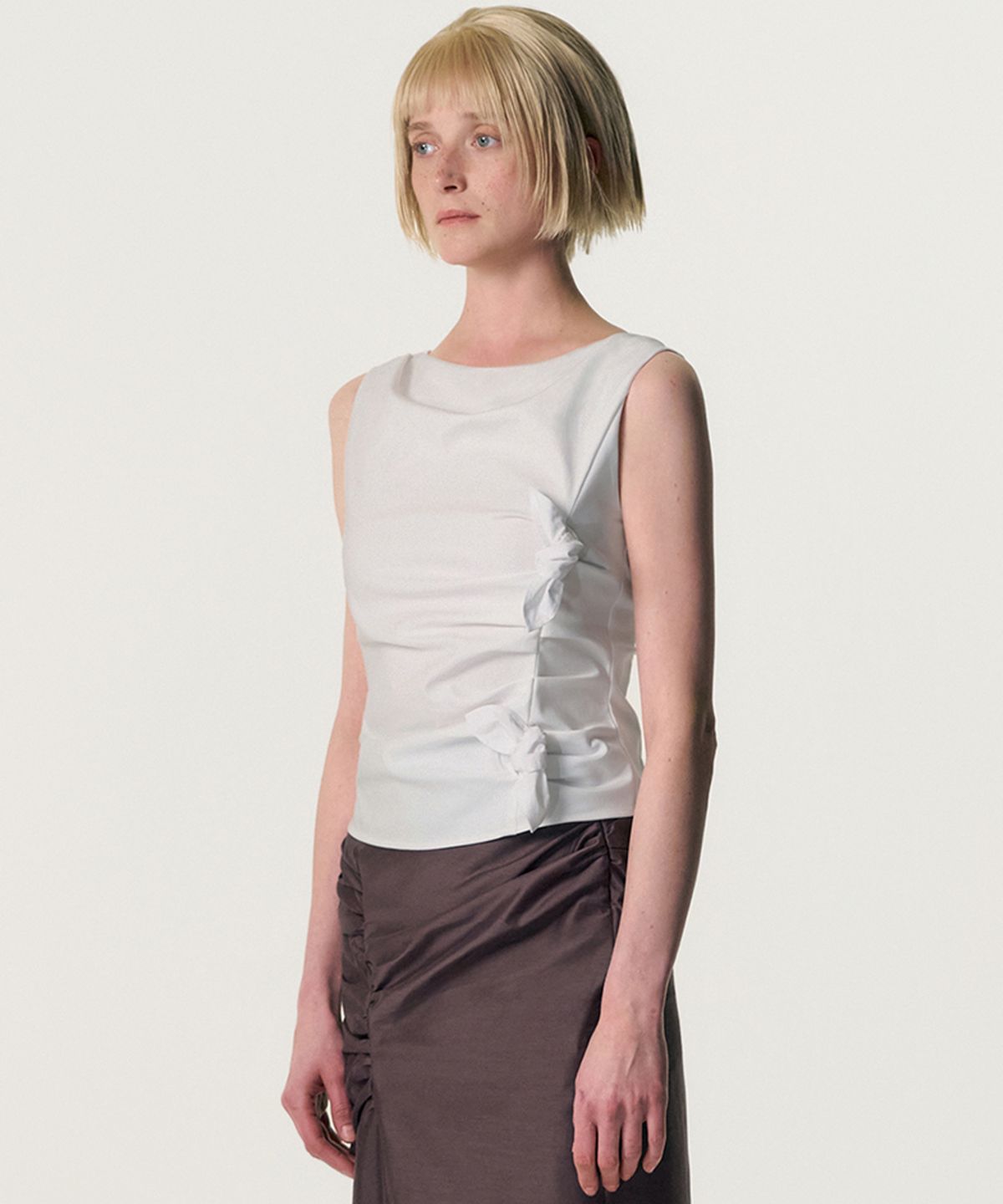 킴지수(KIMZISU) Diagonal Multi-Knot Top_WHITE