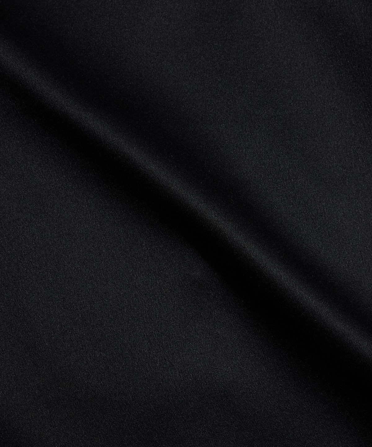 51퍼센트(51PERCENT) Diagonal track zip-up - black