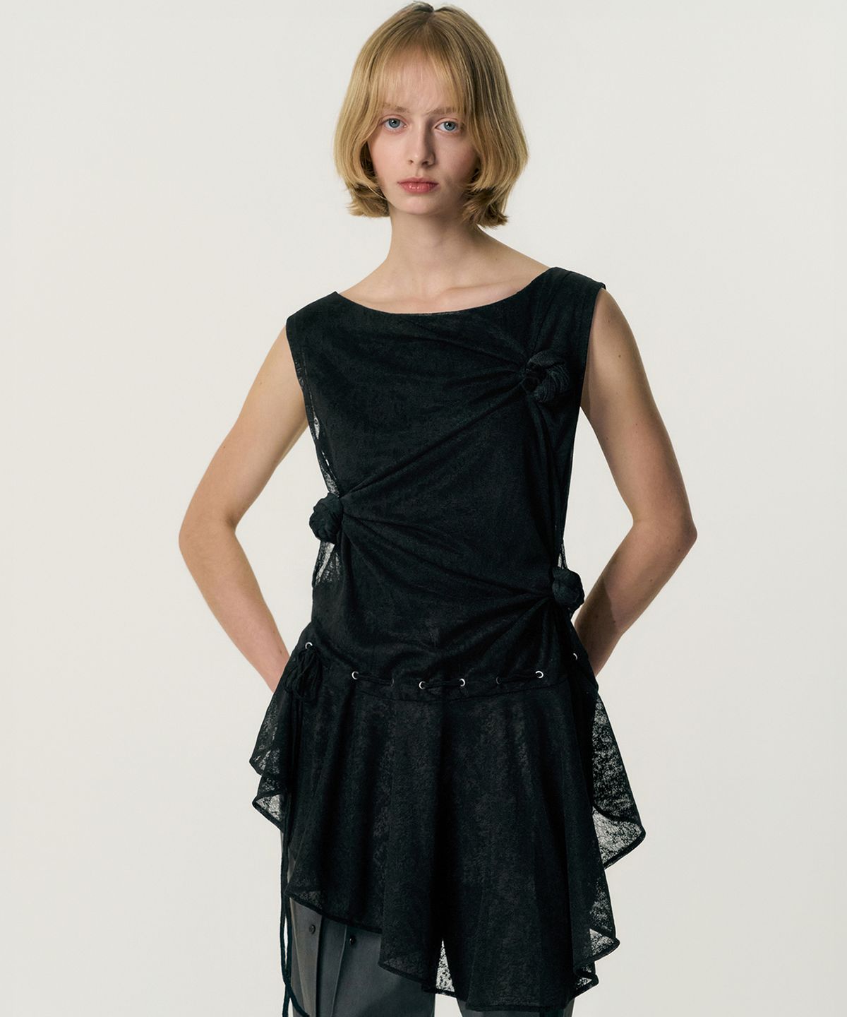 킴지수(KIMZISU) Multi-Knot Lace Jersey Top_BLACK