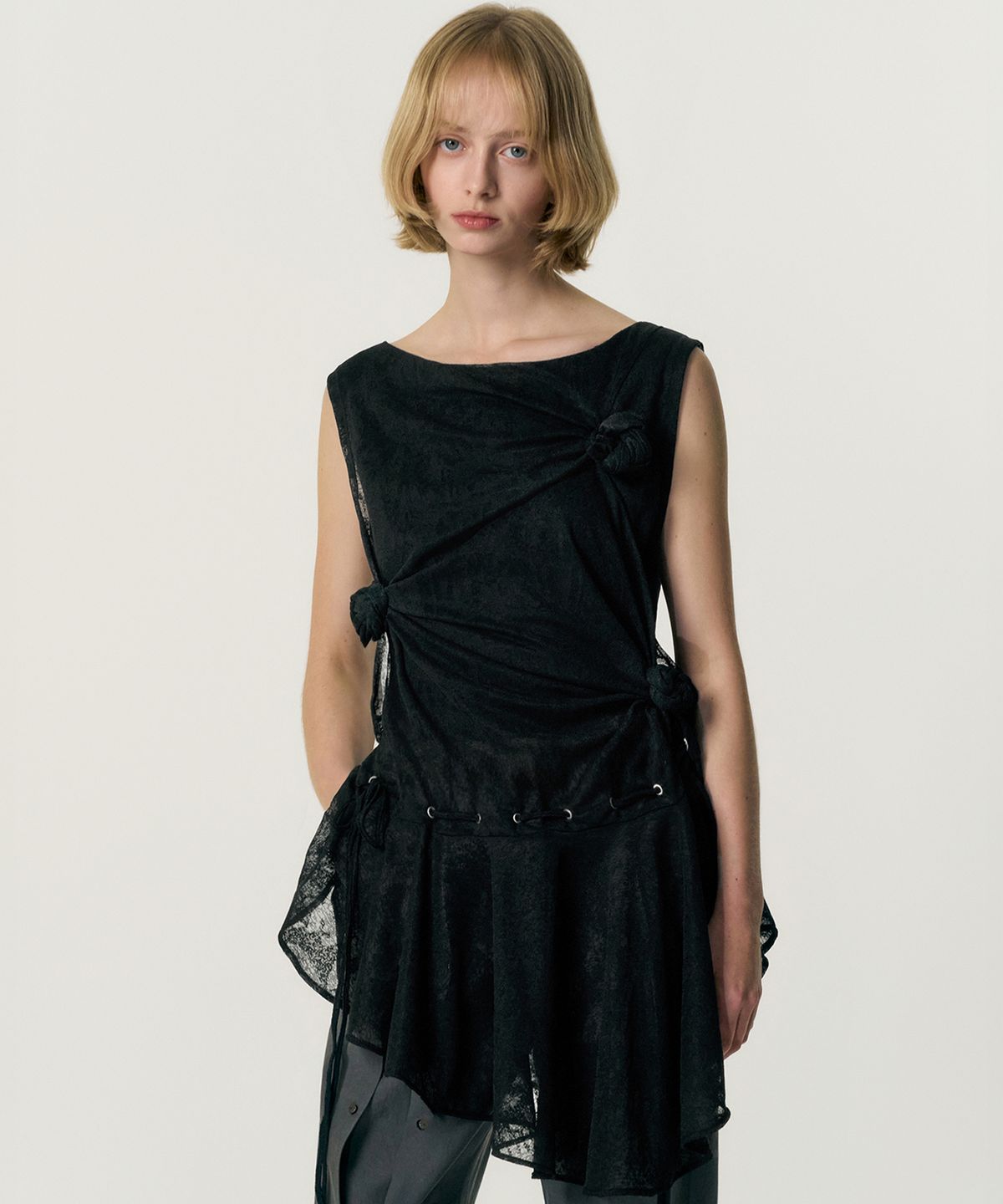 킴지수(KIMZISU) Multi-Knot Lace Jersey Top_BLACK
