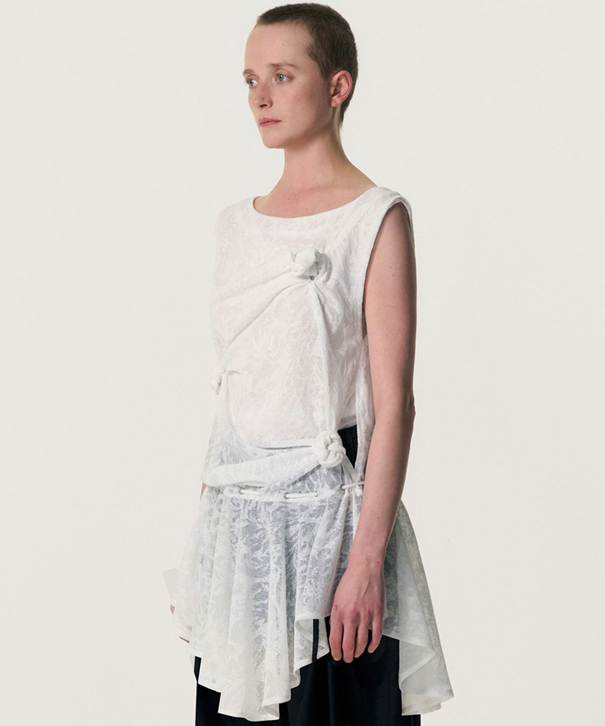 킴지수(KIMZISU) Multi-Knot Lace Jersey Top_WHITE