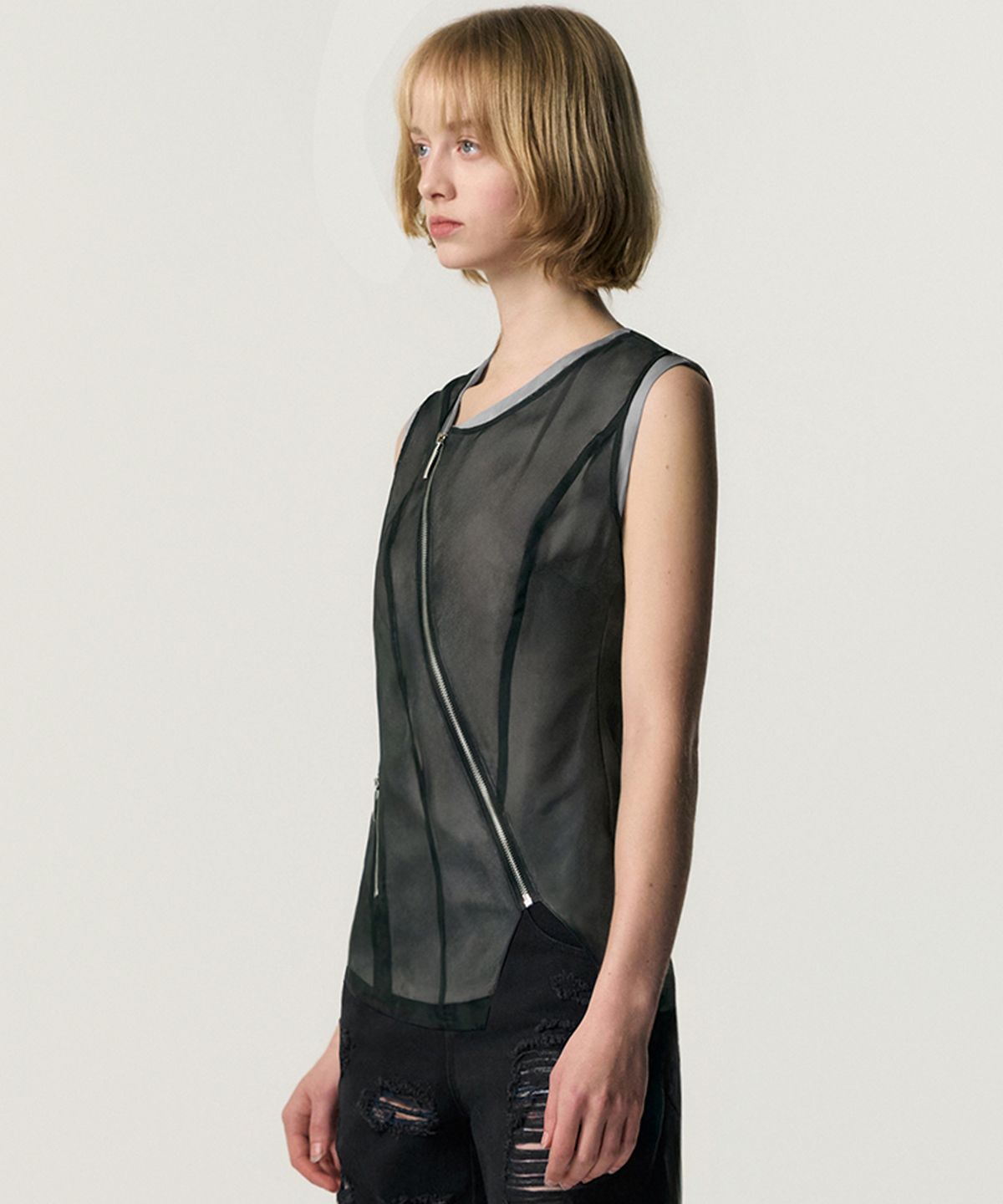 킴지수(KIMZISU) Sheer Overlay Zip Top_BLACK