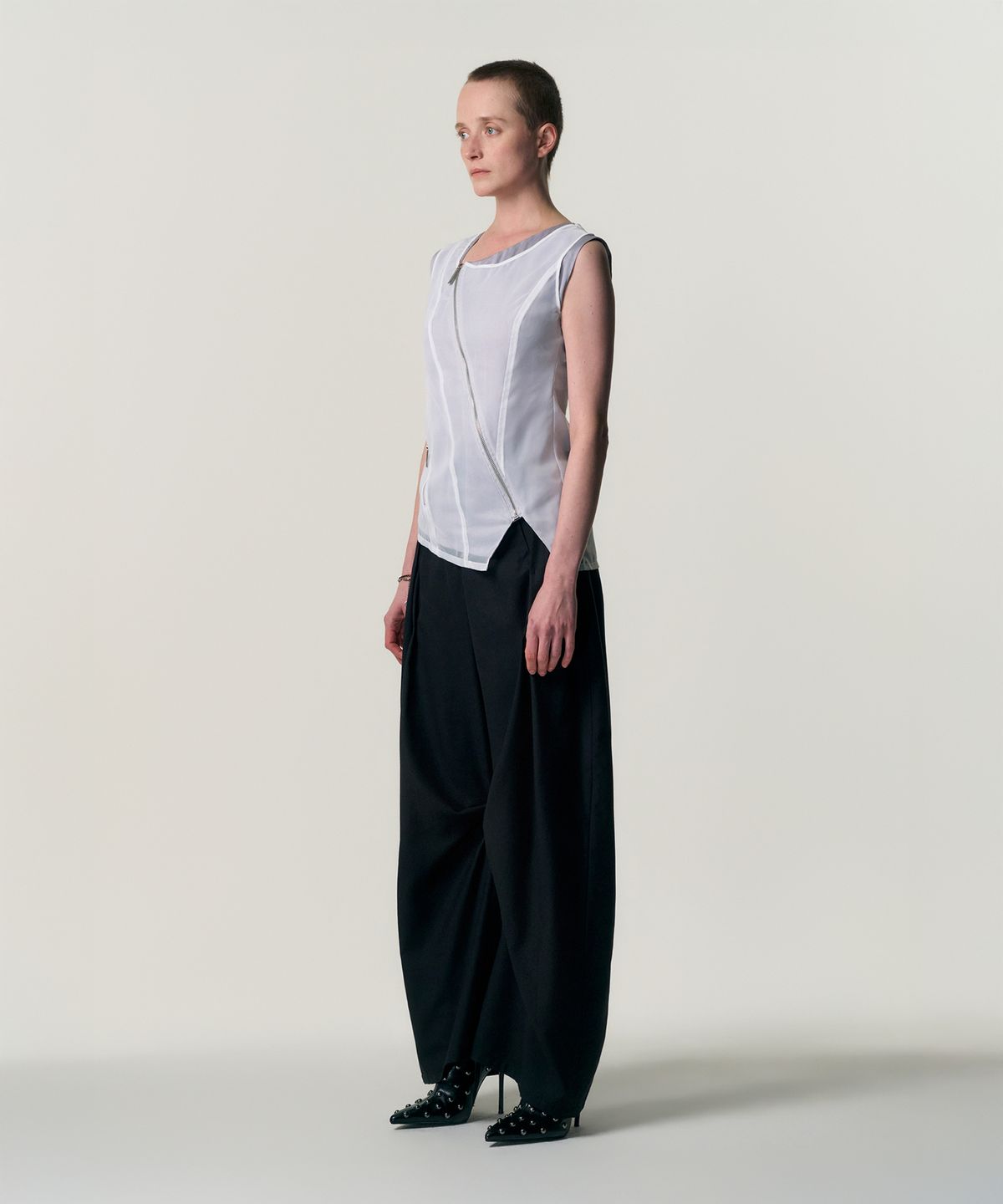 킴지수(KIMZISU) Sheer Overlay Zip Top_WHITE
