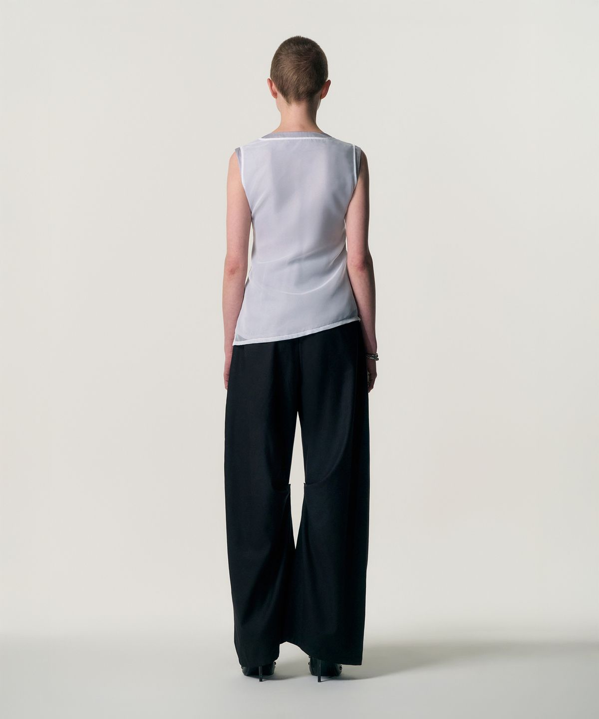 킴지수(KIMZISU) Sheer Overlay Zip Top_WHITE