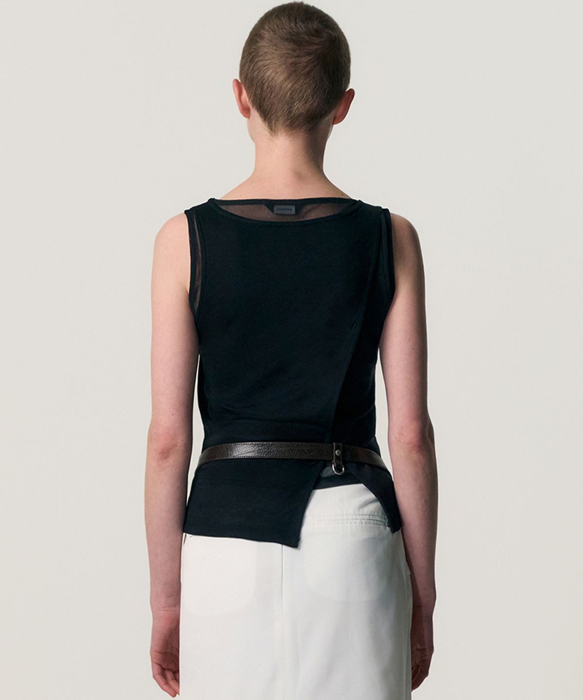 킴지수(KIMZISU) Overlay Curve Tank Top_BLACK