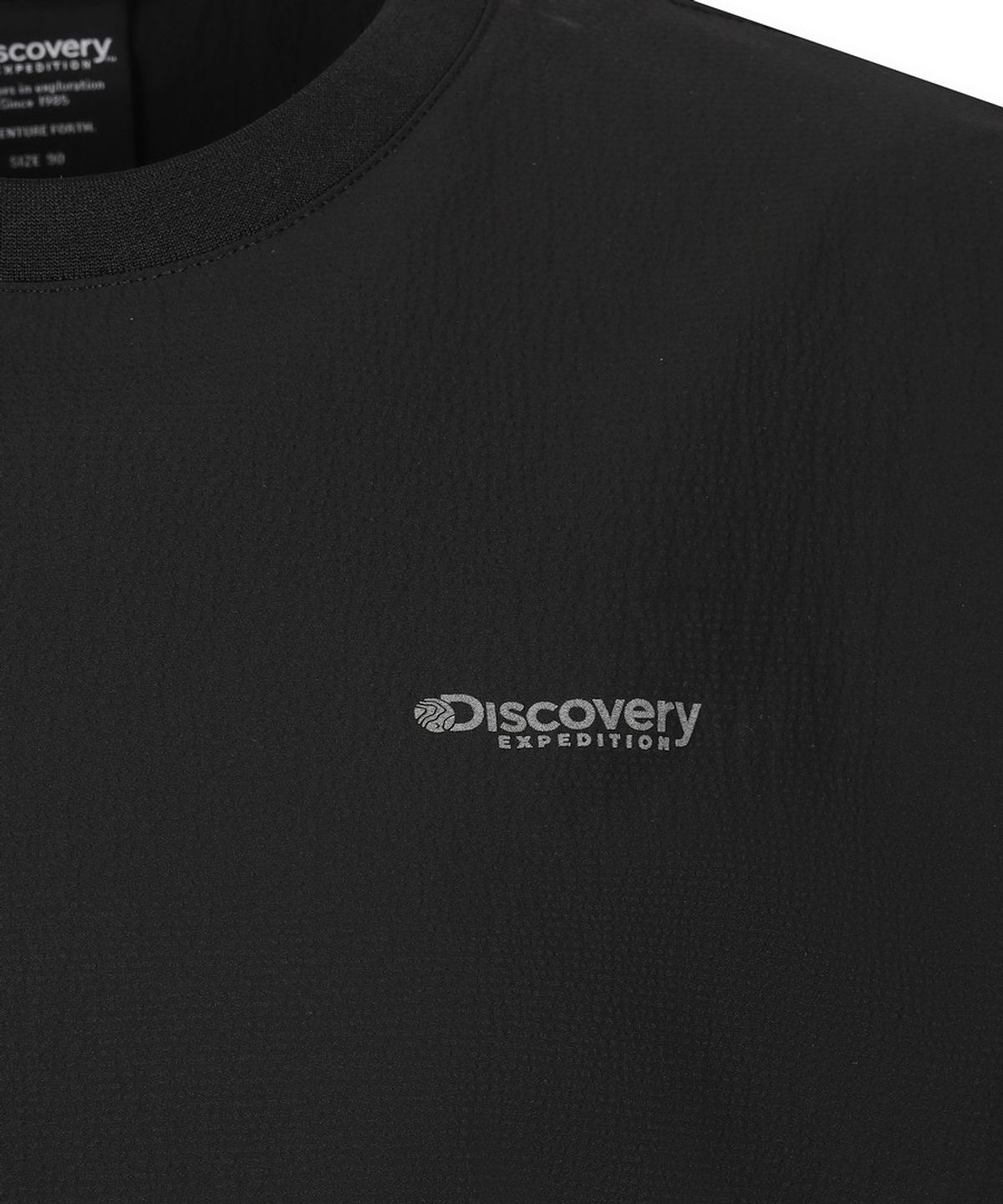 디스커버리 익스페디션(DISCOVERY EXPEDITION) 여성 시어서커 우븐 반팔티셔츠 (BLACK)