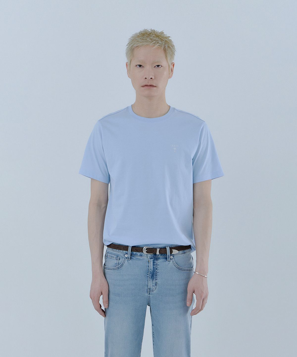 게스(GUESS) 5color 유니 미니 무테 삼각 반팔티셔츠 NQ2K5923