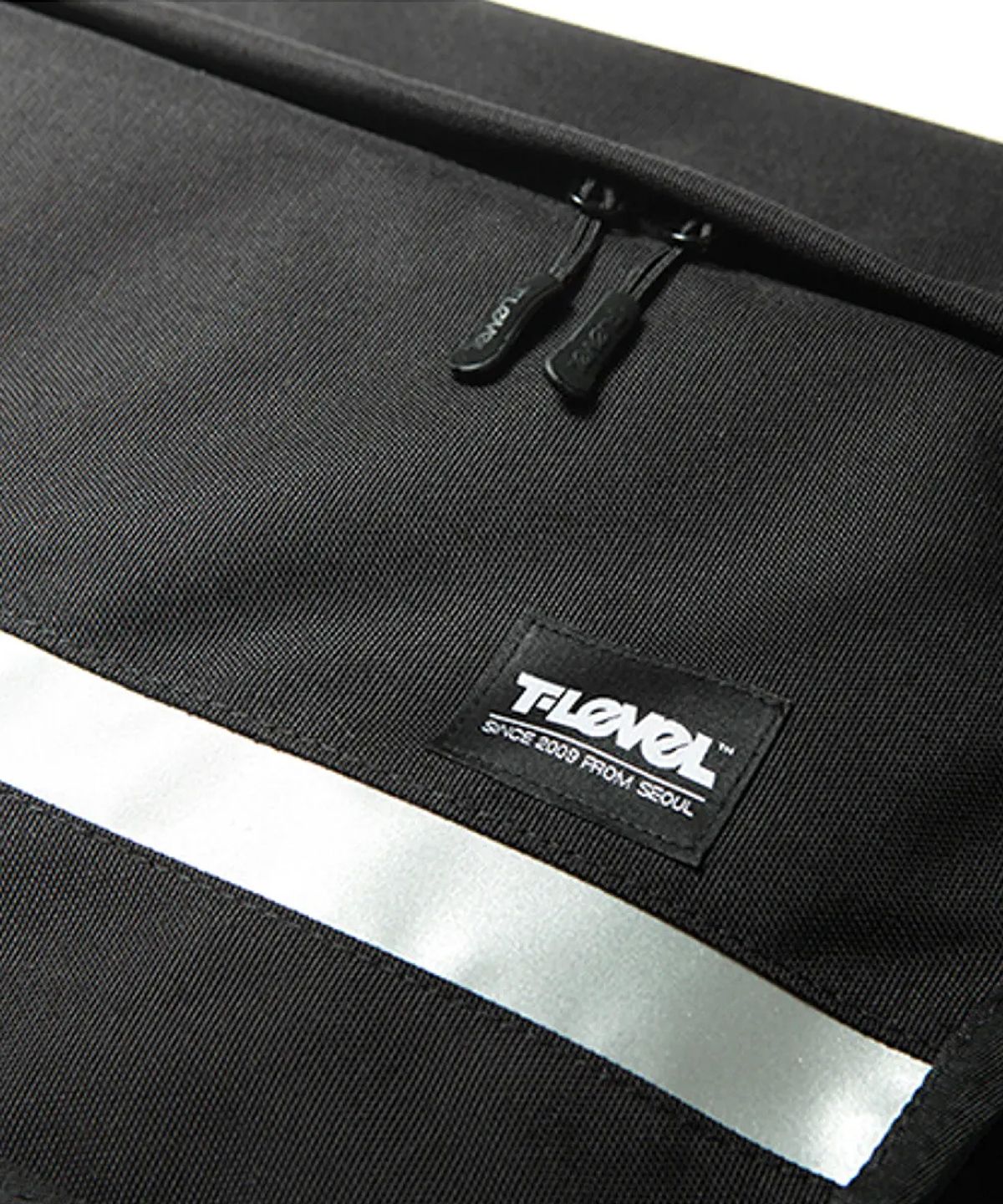 티레벨(T-LEVEL) Courier Messenger Bag Black