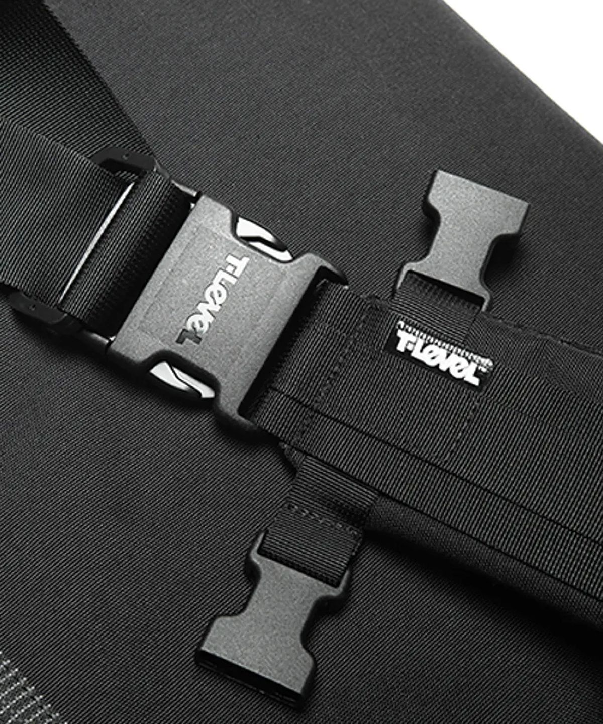 티레벨(T-LEVEL) Courier Messenger Bag Black