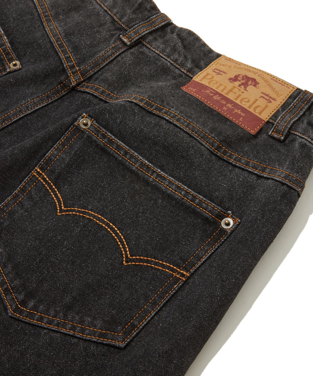 펜필드(PENFIELD) 데님 틴 워시드 더블니 버뮤다 팬츠 블랙_FS2WP13U