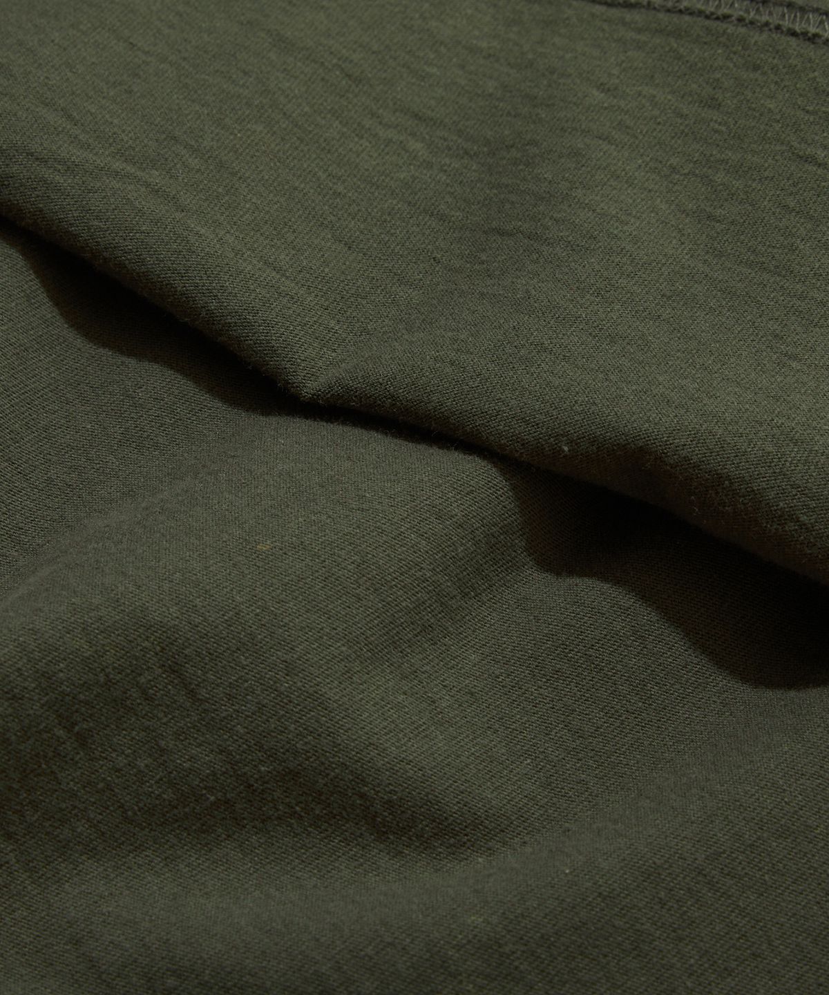 펜필드(PENFIELD) 페이디드 코튼 헨리넥 반팔 티셔츠 올리브_FS2KT23U