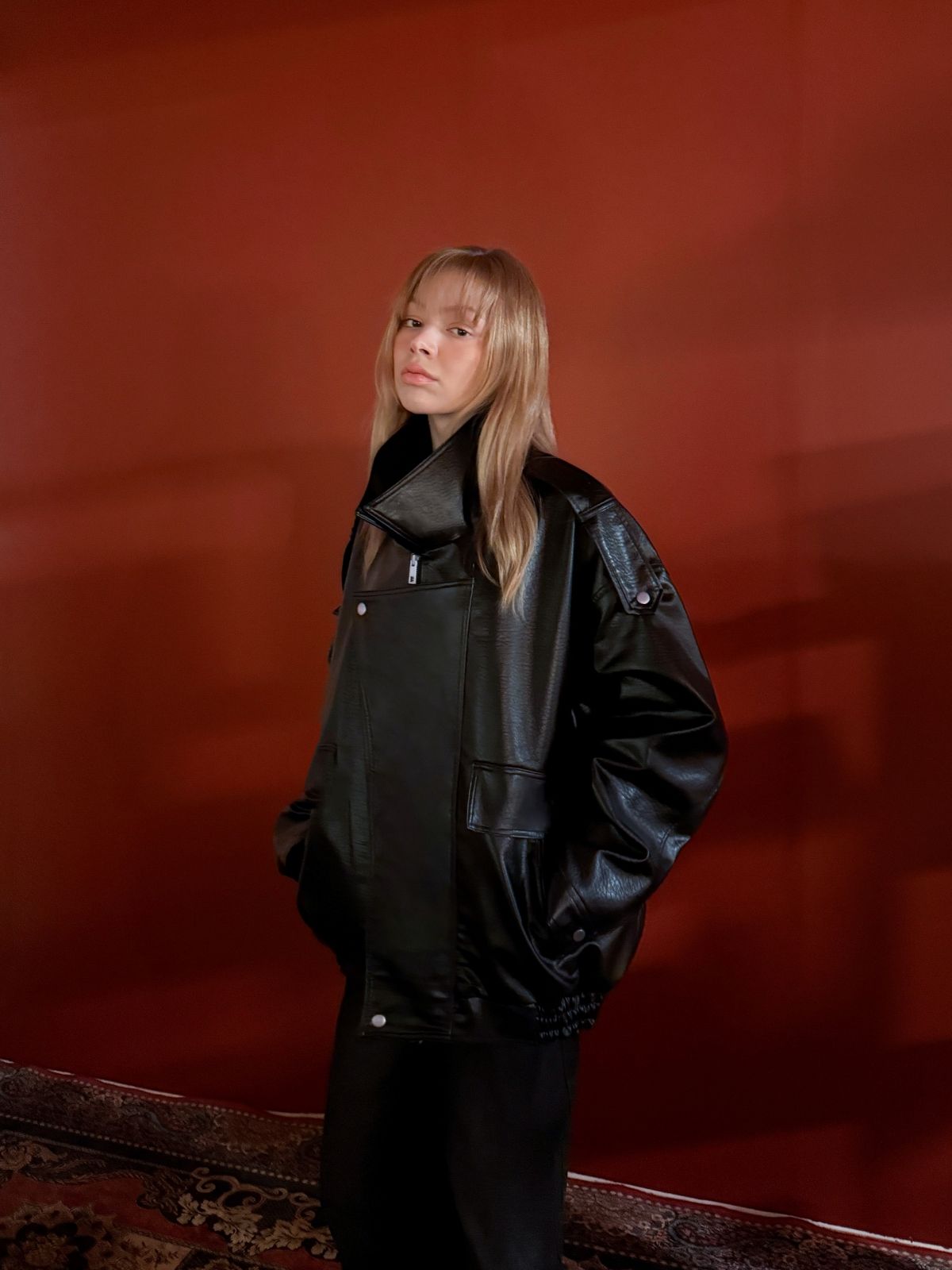 오버더와르(OVERTHEOIR) detail bulky flap epaulet leather jacket black
