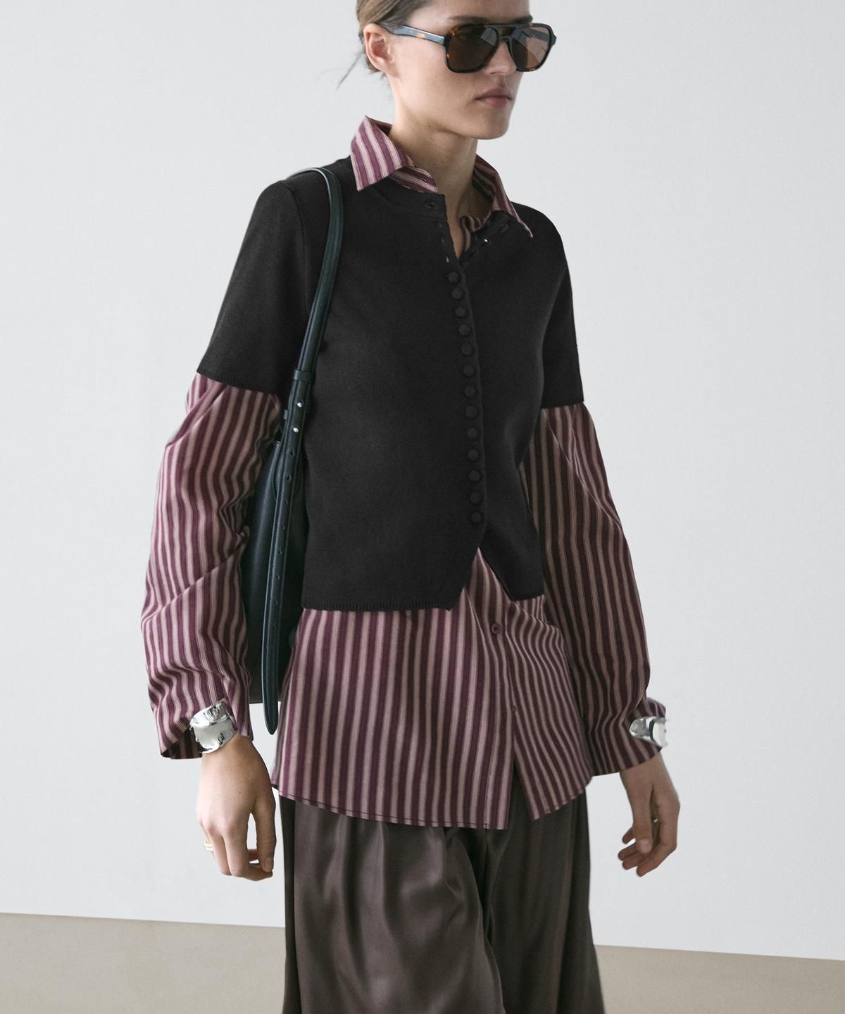 마시모두띠(MASSIMO DUTTI) 반팔 코튼 니트 가디건