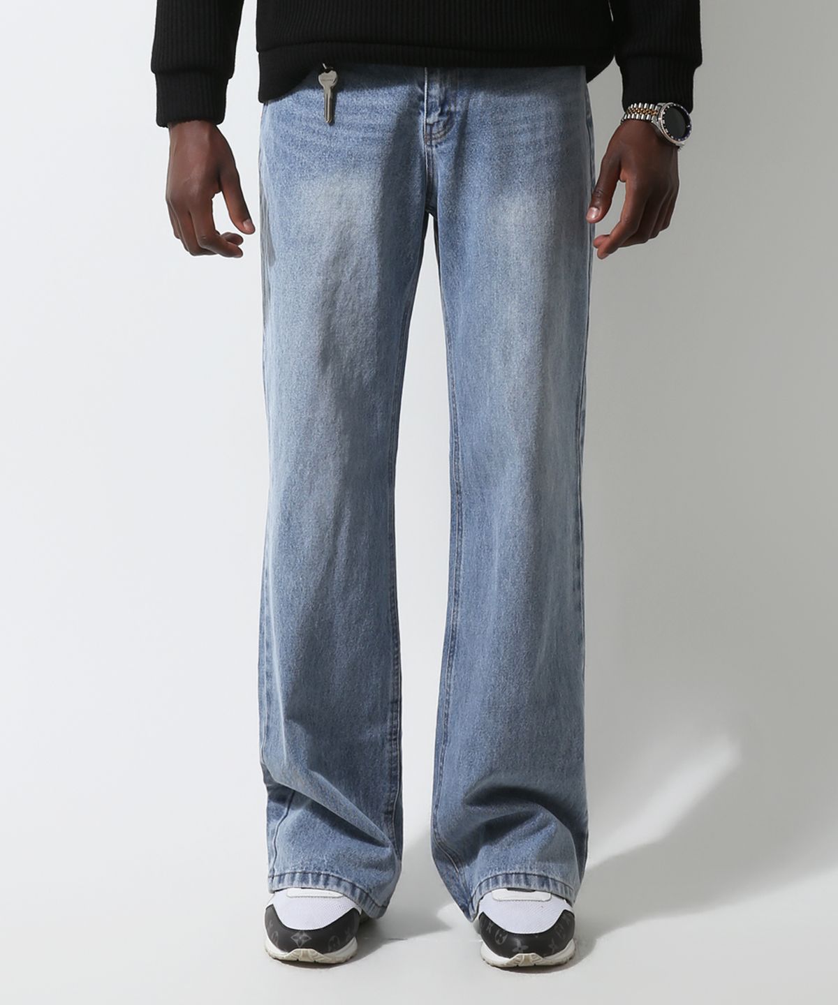 스트라이크(STRIKE) Light Blue Wash Long Flare Denim