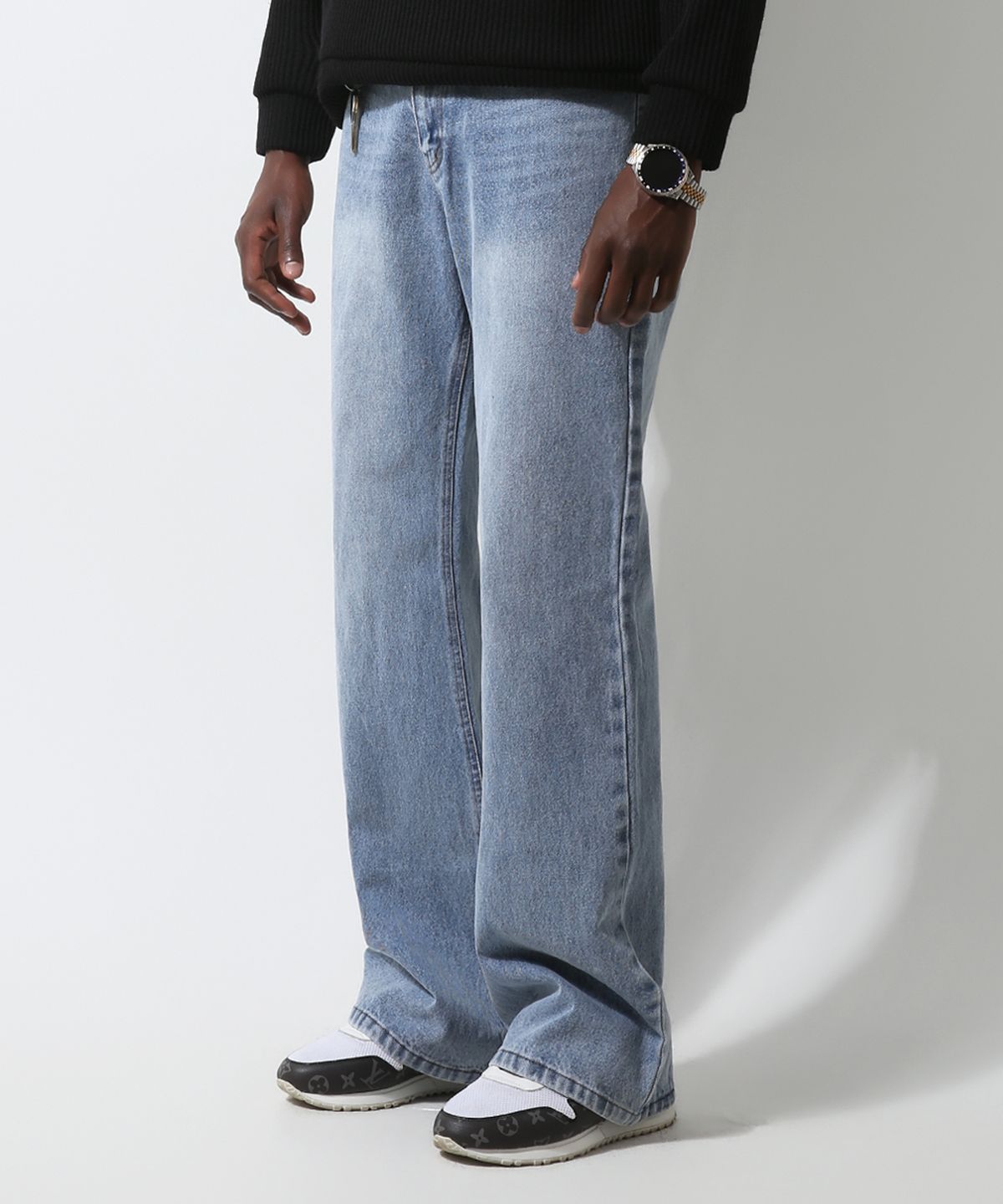 스트라이크(STRIKE) Light Blue Wash Long Flare Denim