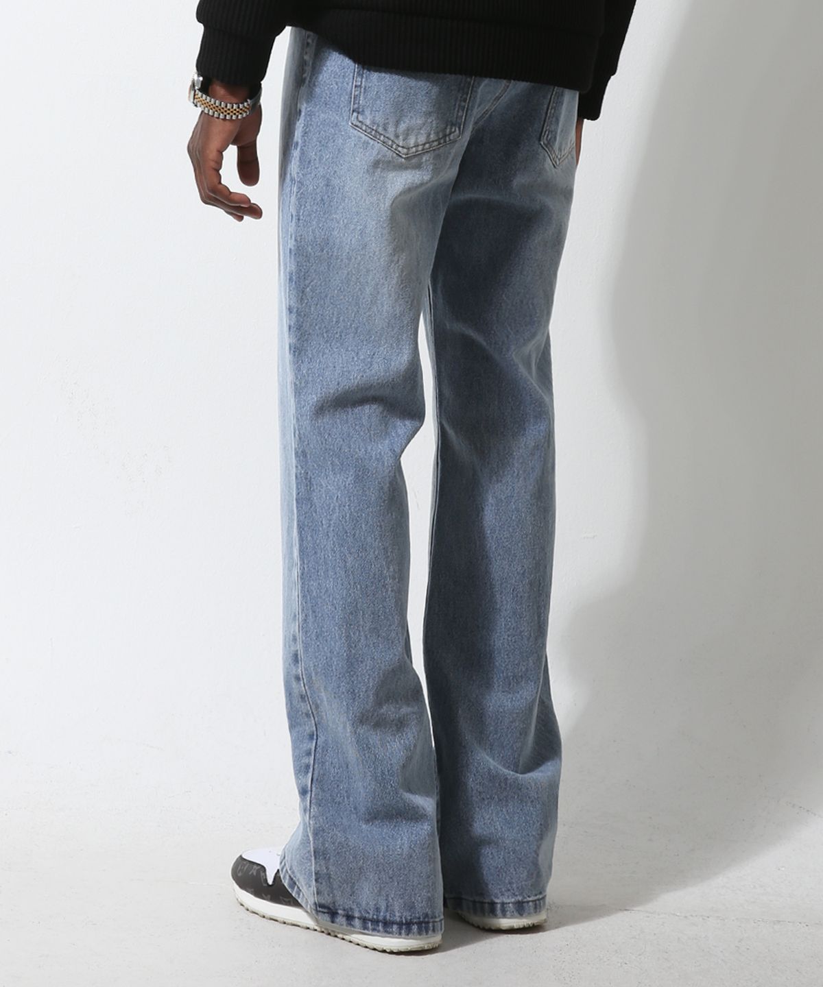 스트라이크(STRIKE) Light Blue Wash Long Flare Denim