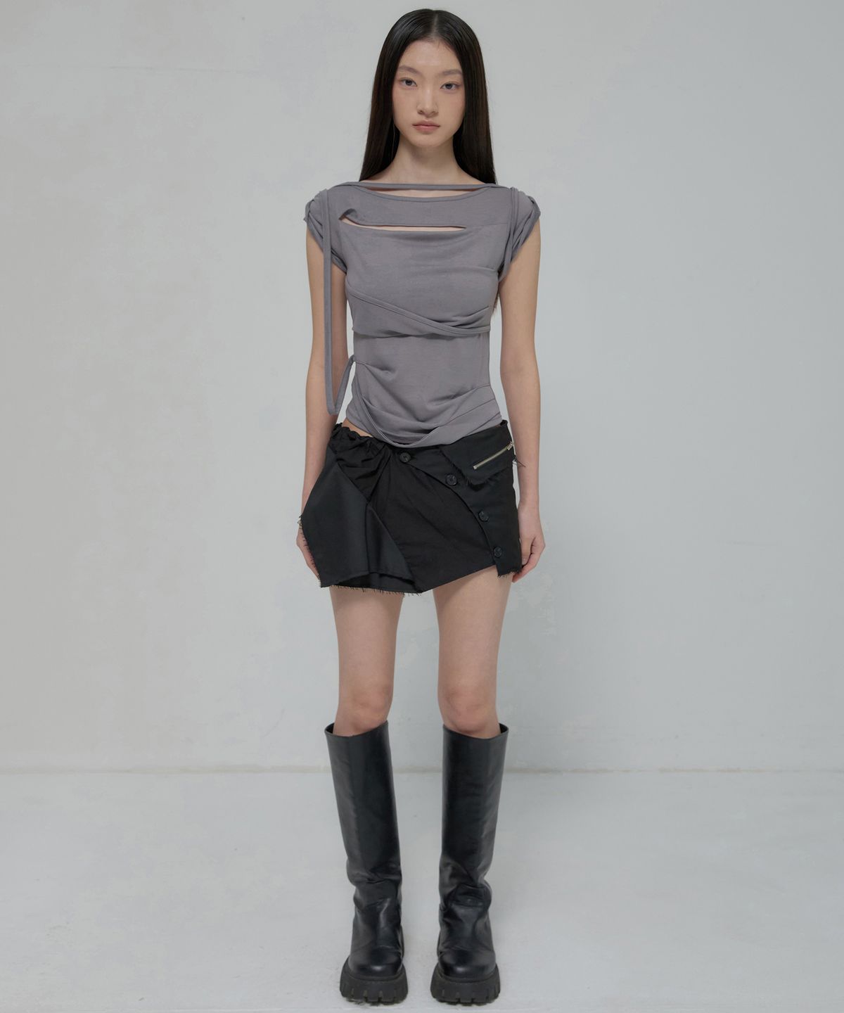 플레어업(FLAREUP) Asymmetrical Draped Strap Roll-Up T-Shirt (FL-170_Dark Gray)