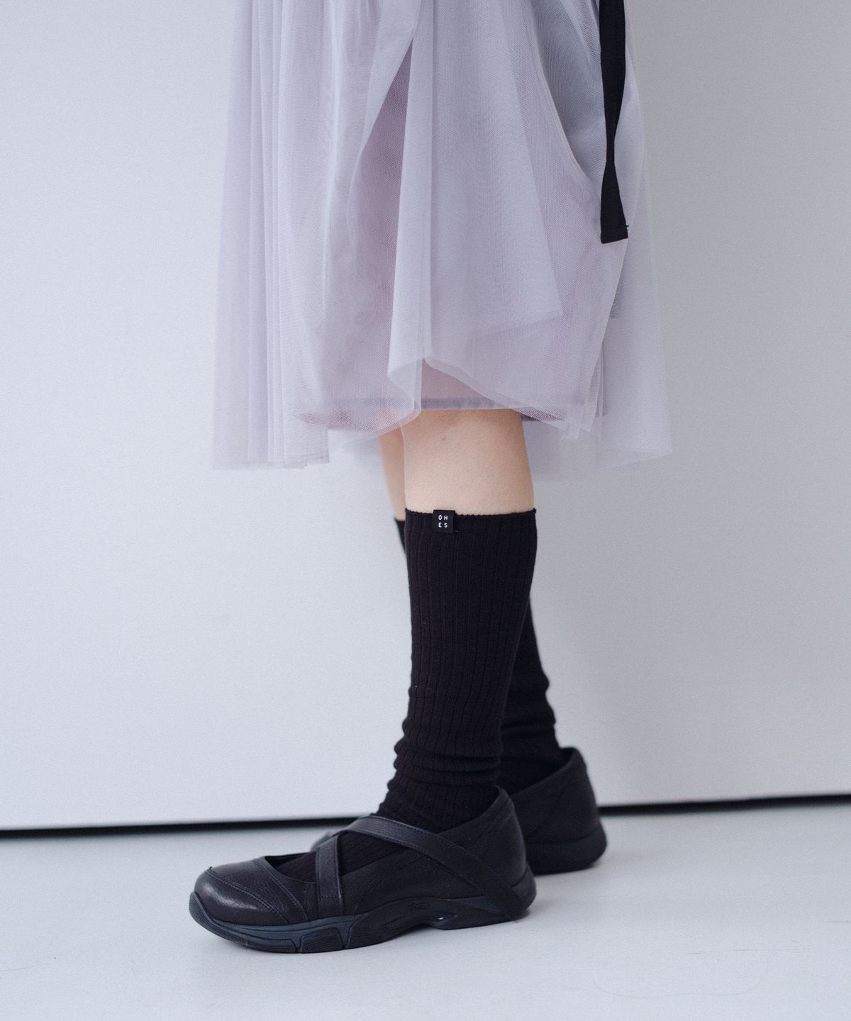오헤시오(OHESHIO) BASIC RIBBED SOCKS, BLACK