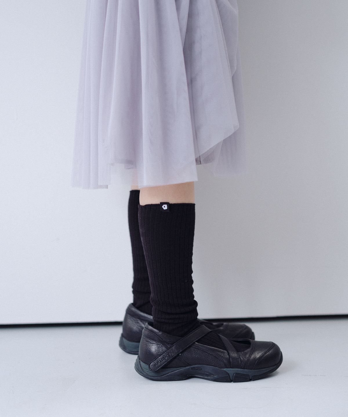 오헤시오(OHESHIO) BASIC RIBBED SOCKS, BLACK