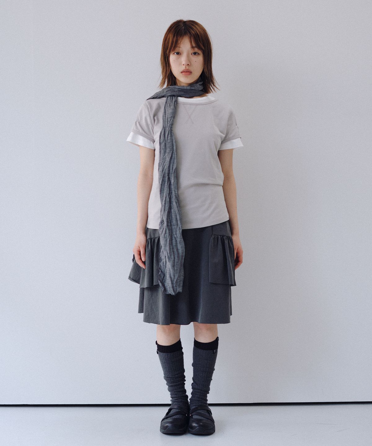 오헤시오(OHESHIO) BASIC RIBBED SOCKS, CHARCOAL