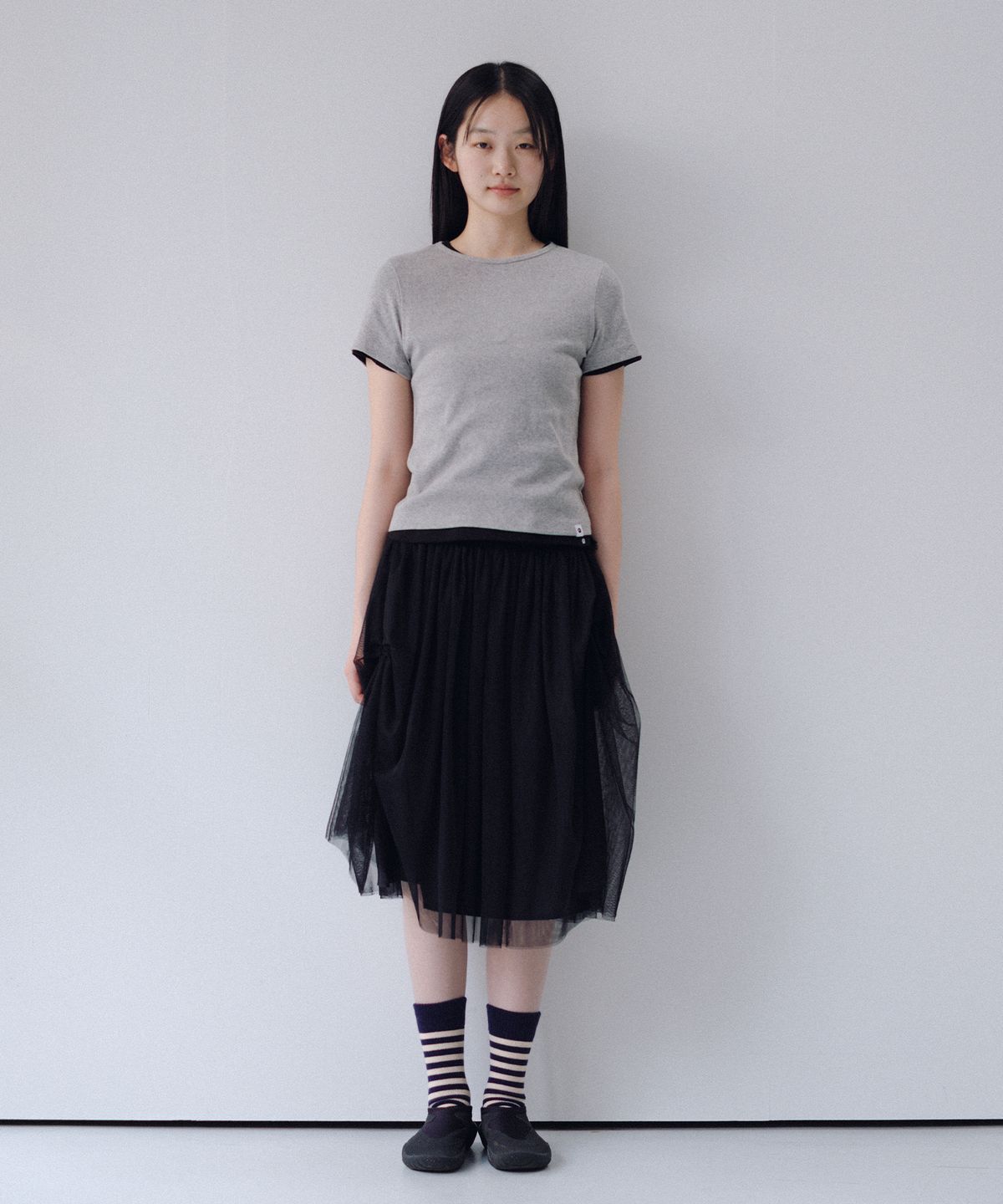 오헤시오(OHESHIO) BASIC SLIM RIBBED T-SHIRT, MELANGE GRAY