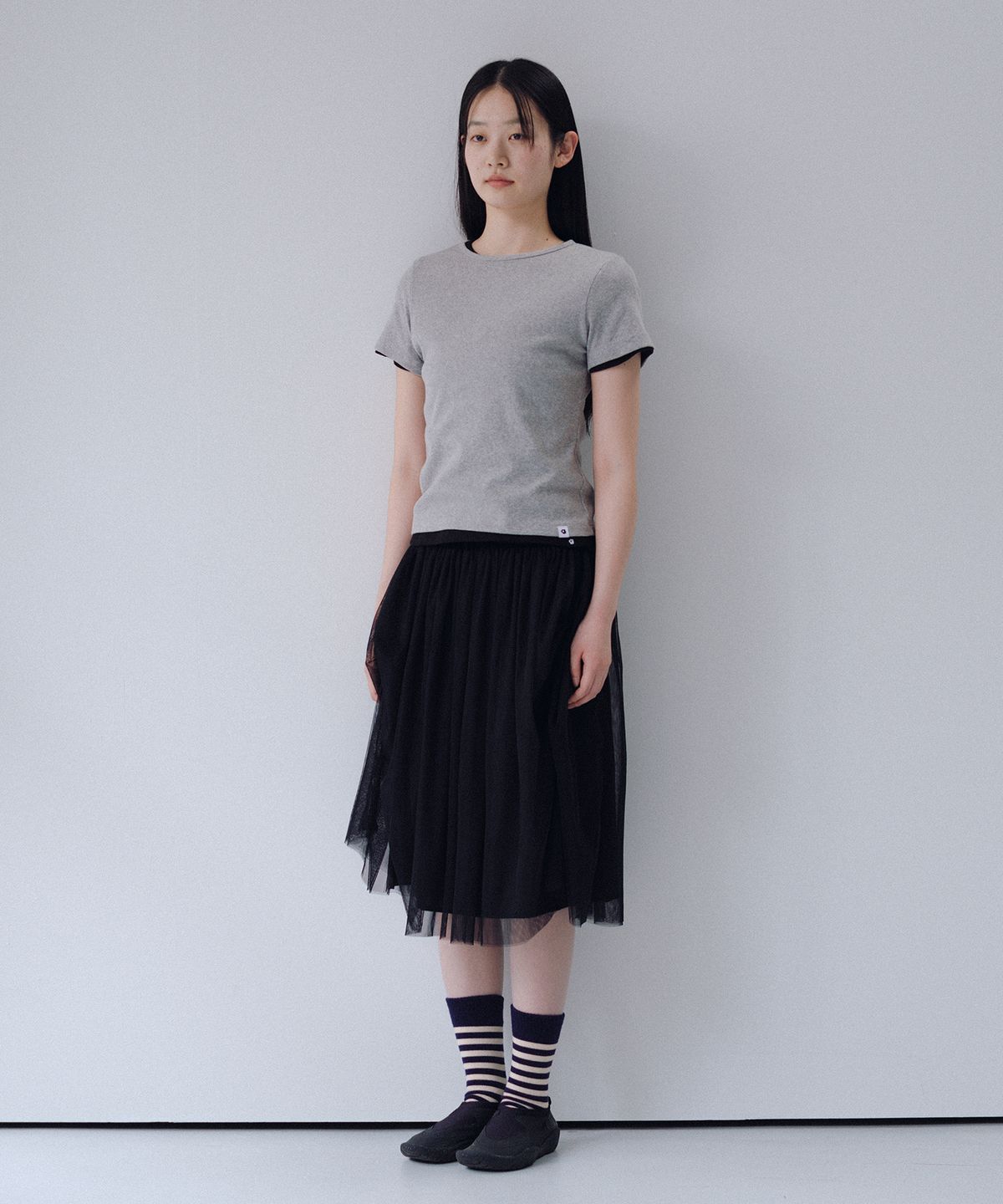 오헤시오(OHESHIO) BASIC SLIM RIBBED T-SHIRT, MELANGE GRAY