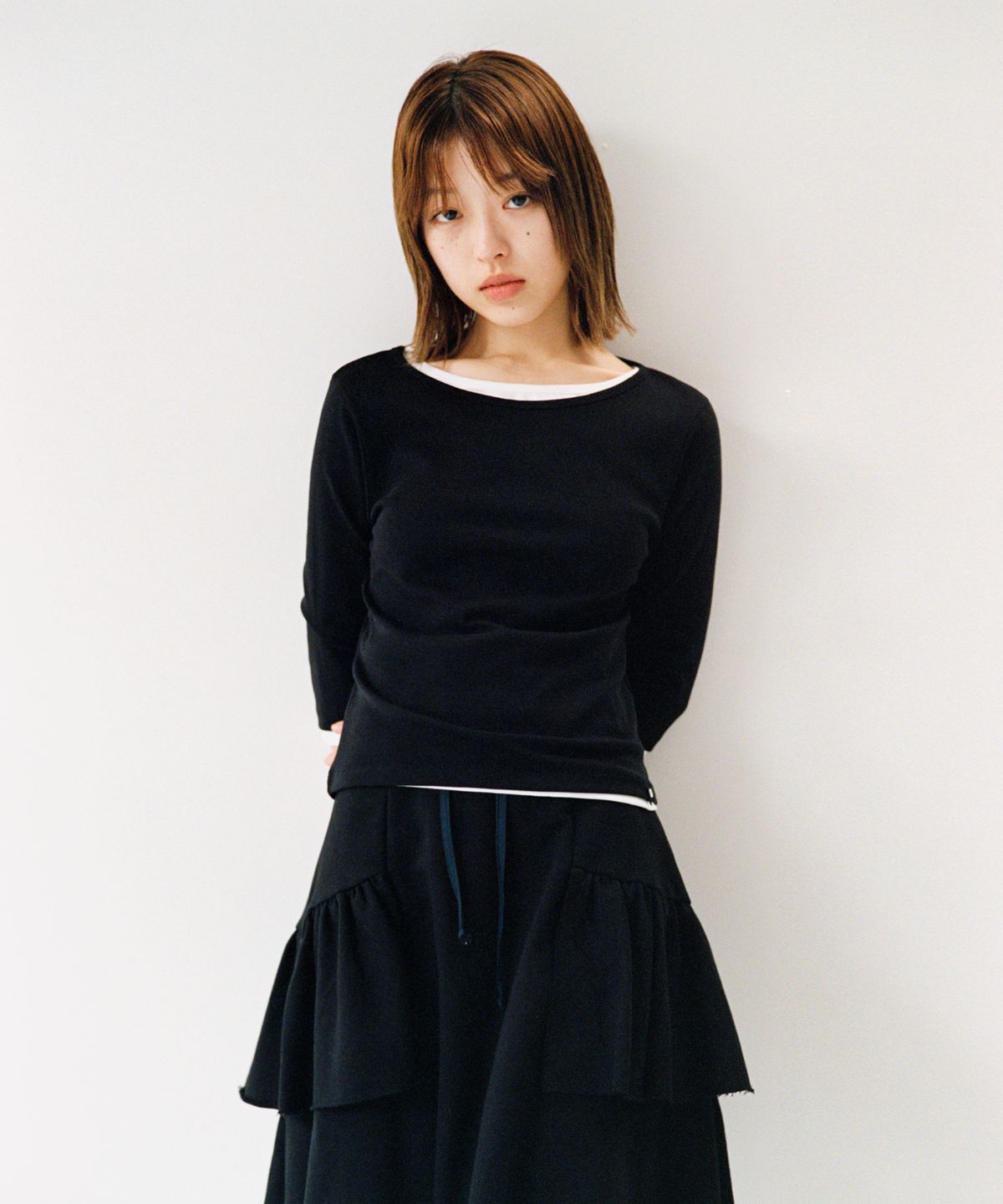 오헤시오(OHESHIO) BASIC 3/4 SLEEVE T-SHIRT, BLACK