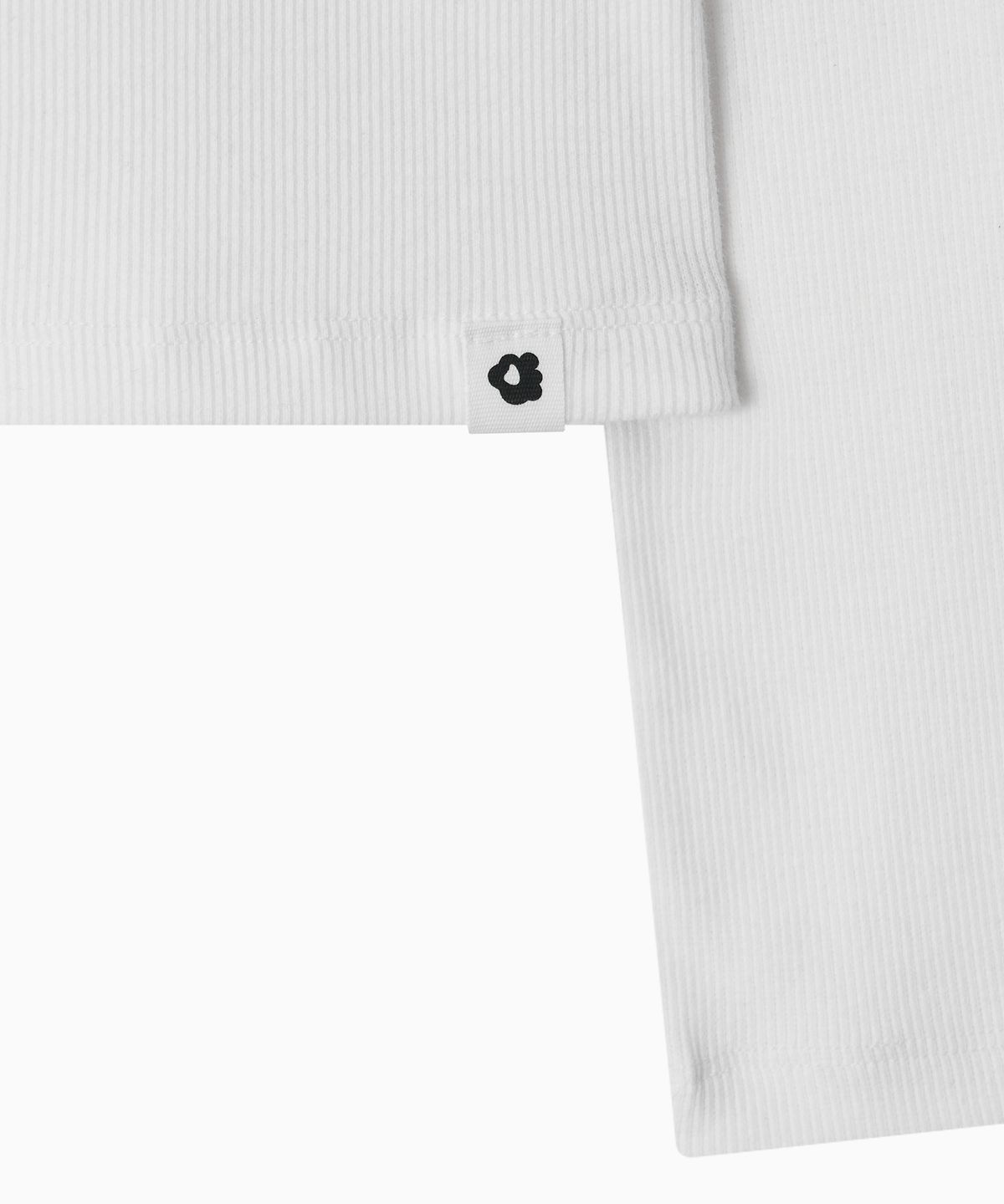 오헤시오(OHESHIO) BASIC RIBBED V-NECK LONG SLEEVE, WHITE