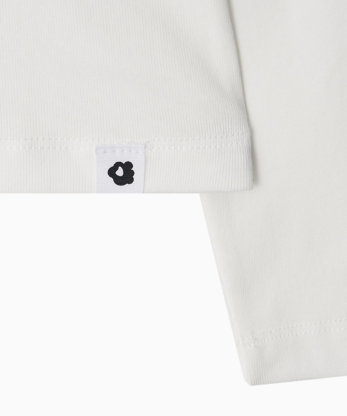 오헤시오(OHESHIO) BASIC SLIM LONG SLEEVE, WHITE