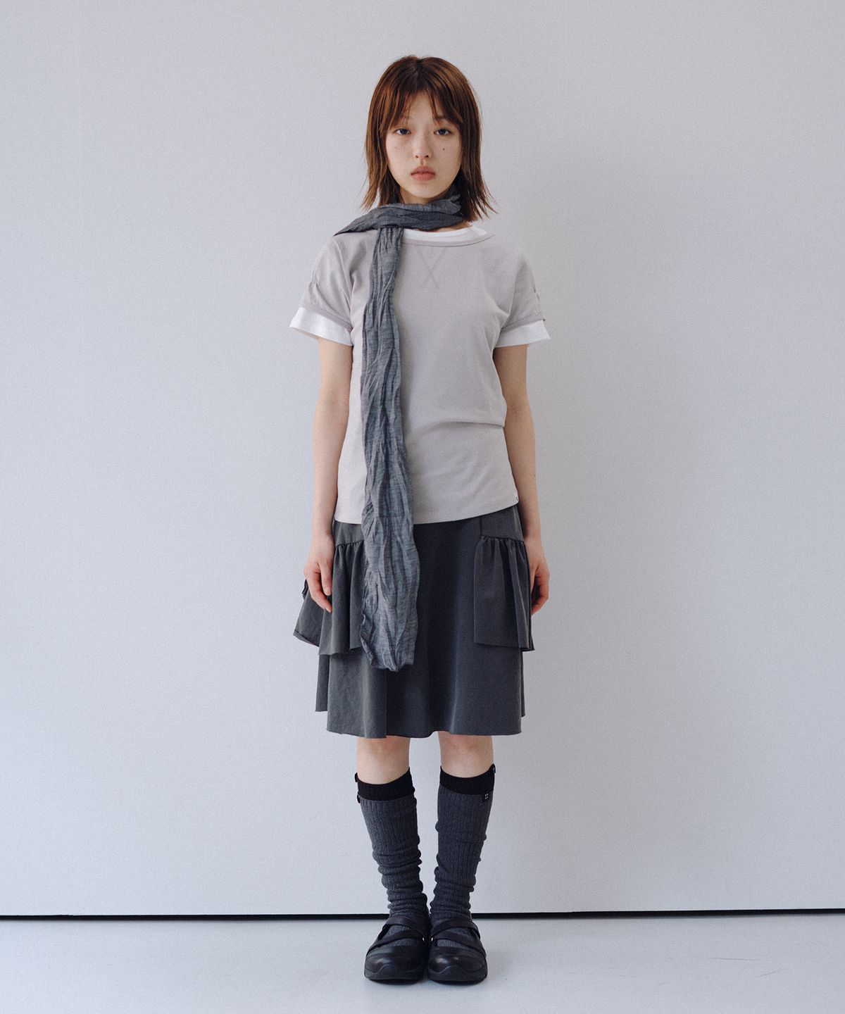 오헤시오(OHESHIO) SHIRRING MIDI BANDING SKIRT, CHARCOAL