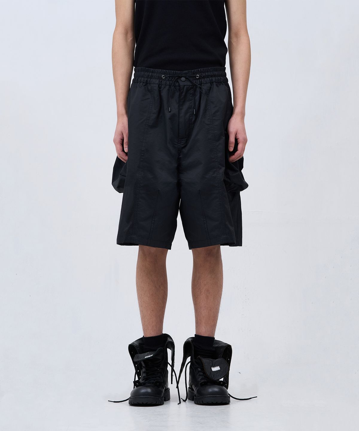 카사카사(KASAKASA) Utility Volume Shorts Black