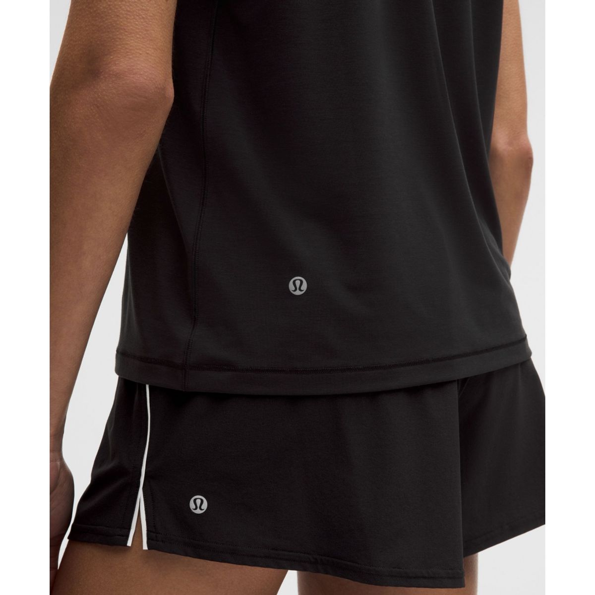 룰루레몬(LULULEMON) 저지 트레이닝 머슬 탱크탑 *롱  BLK
