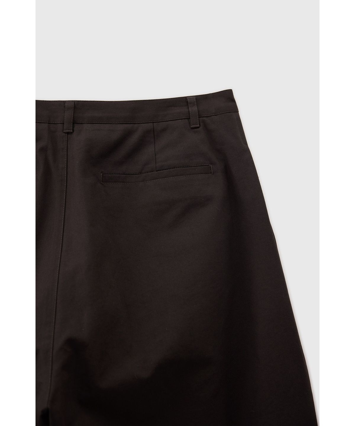 유스(YOUTH) Pleated Pants - Dark Brown