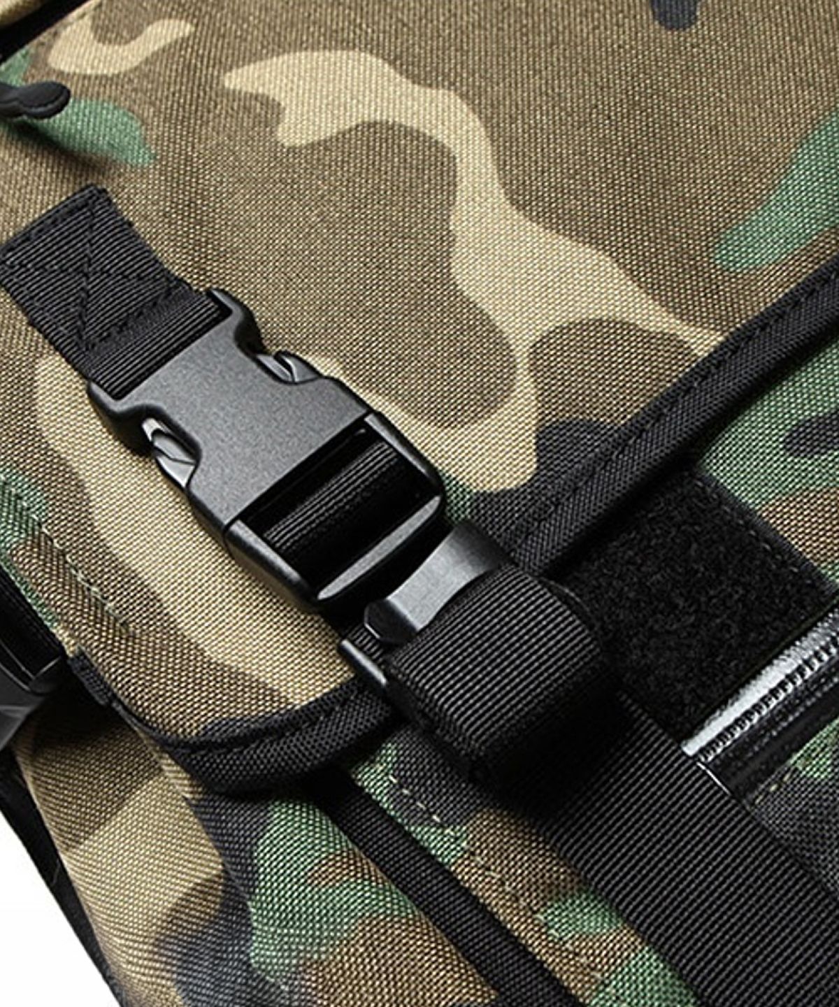 티레벨(T-LEVEL) Challenger Backpack Camo
