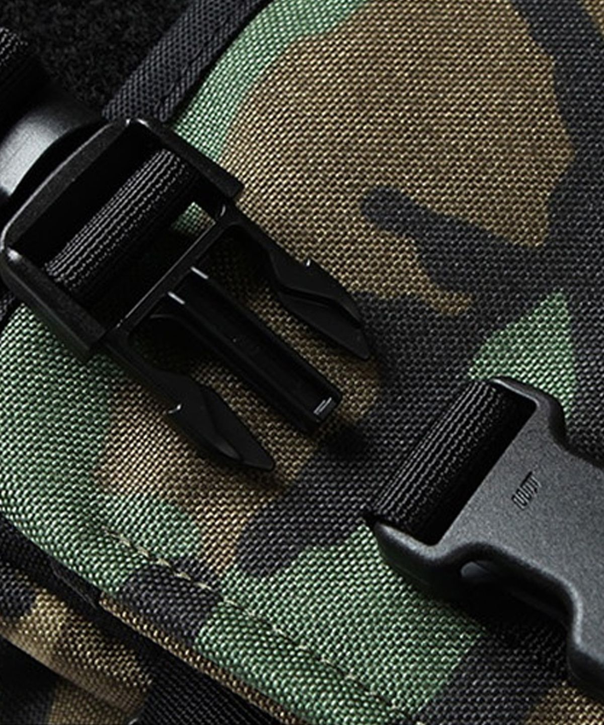 티레벨(T-LEVEL) Challenger Backpack Camo