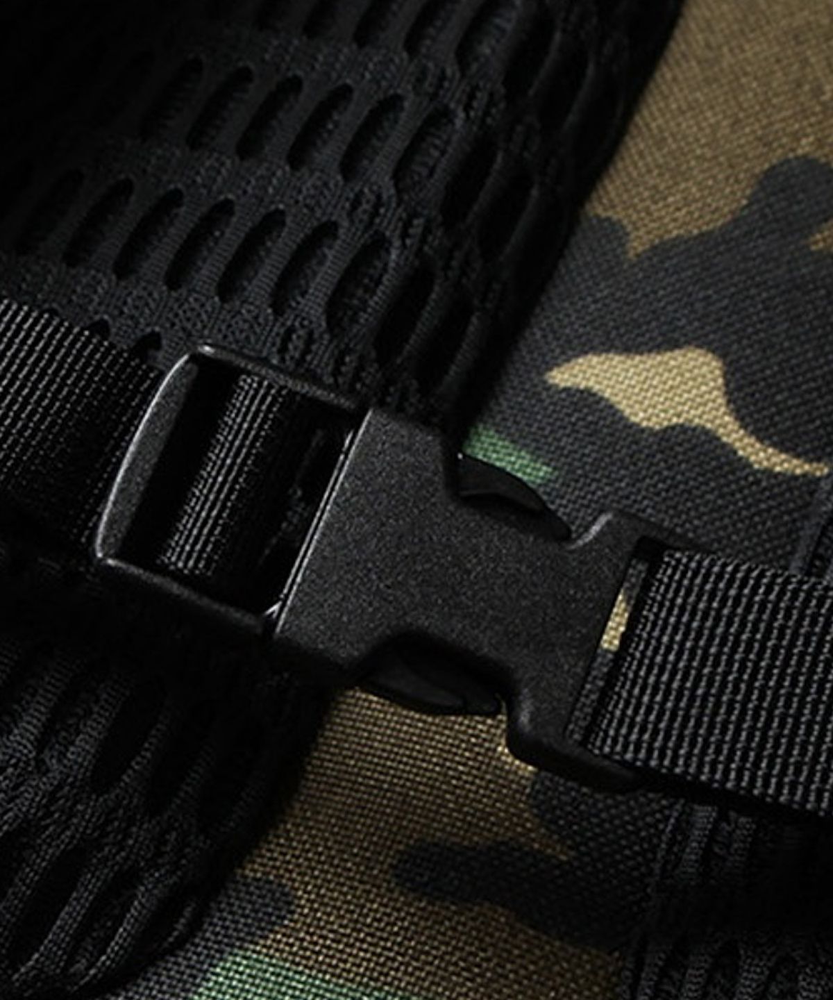 티레벨(T-LEVEL) Challenger Backpack Camo