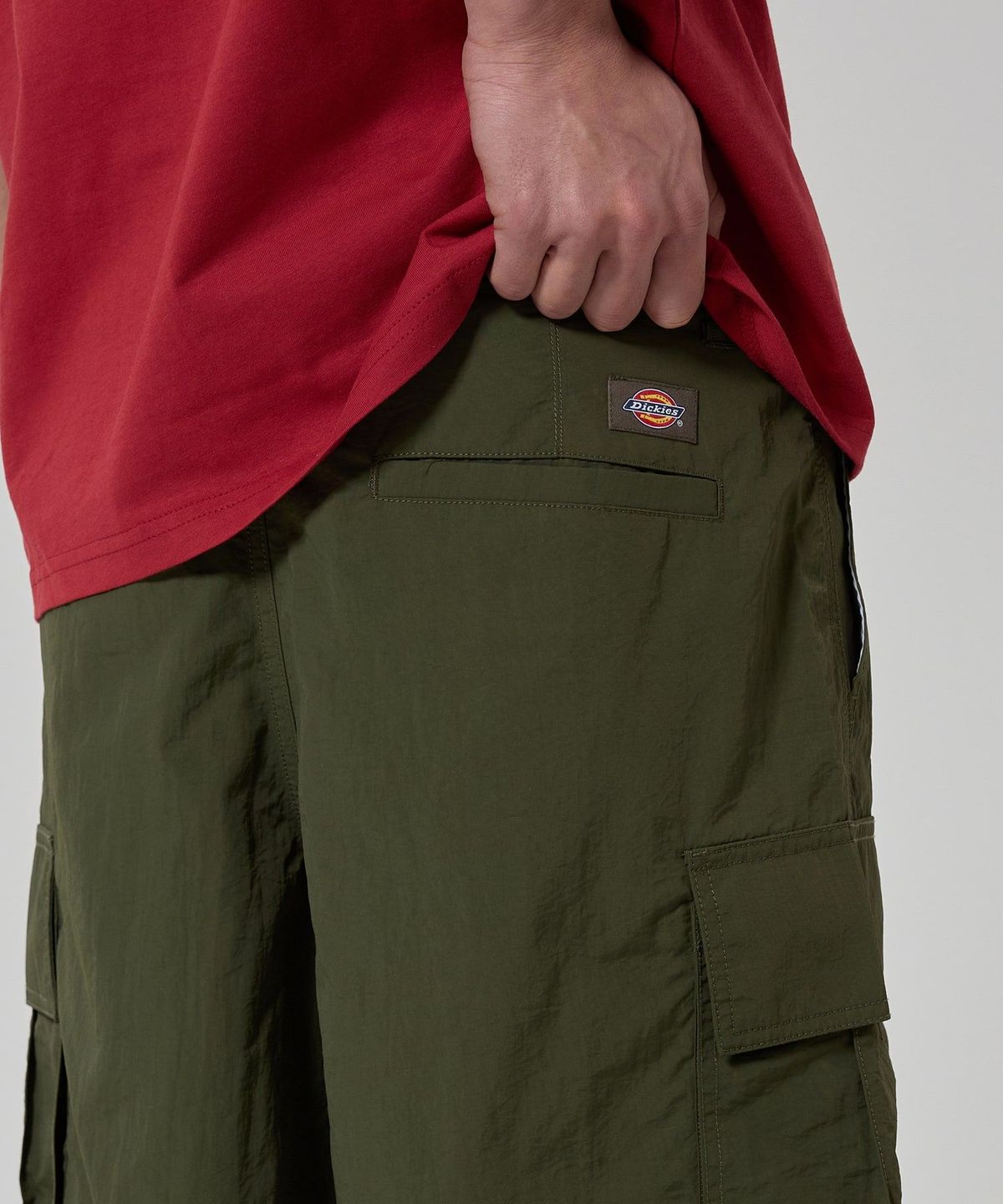 디키즈(DICKIES) 라이트 나일론 카고 버뮤다 팬츠 Olive