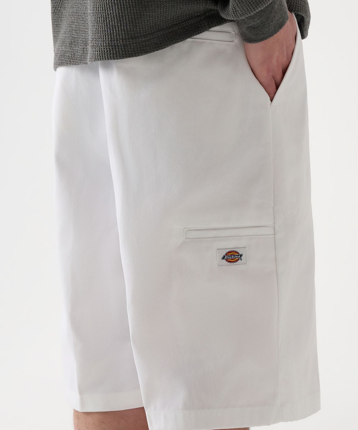 디키즈(DICKIES) 42283 루즈핏 워크쇼츠 White