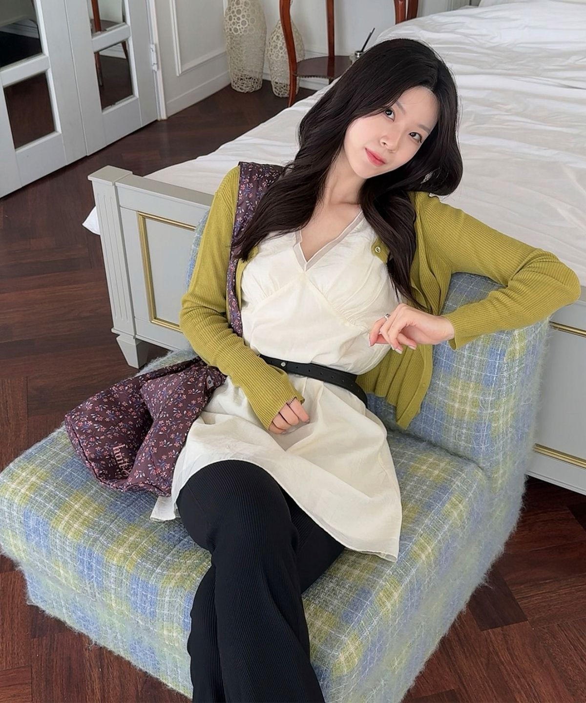 미쏘(MIXXO) V-neck Layered Dress