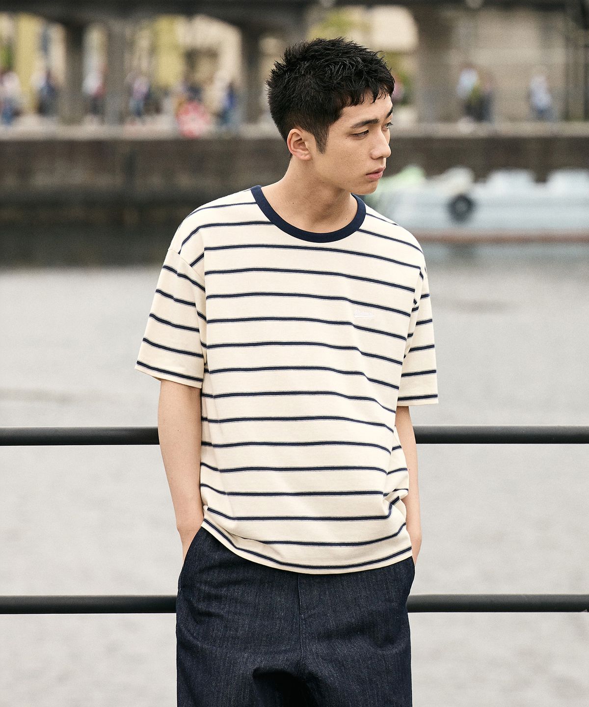 미니멀프로젝트(MINIMALPROJECT) 미니멀 자수 로고 보더 스트라이프 링거 반팔 티셔츠 MST183 [IVORY]