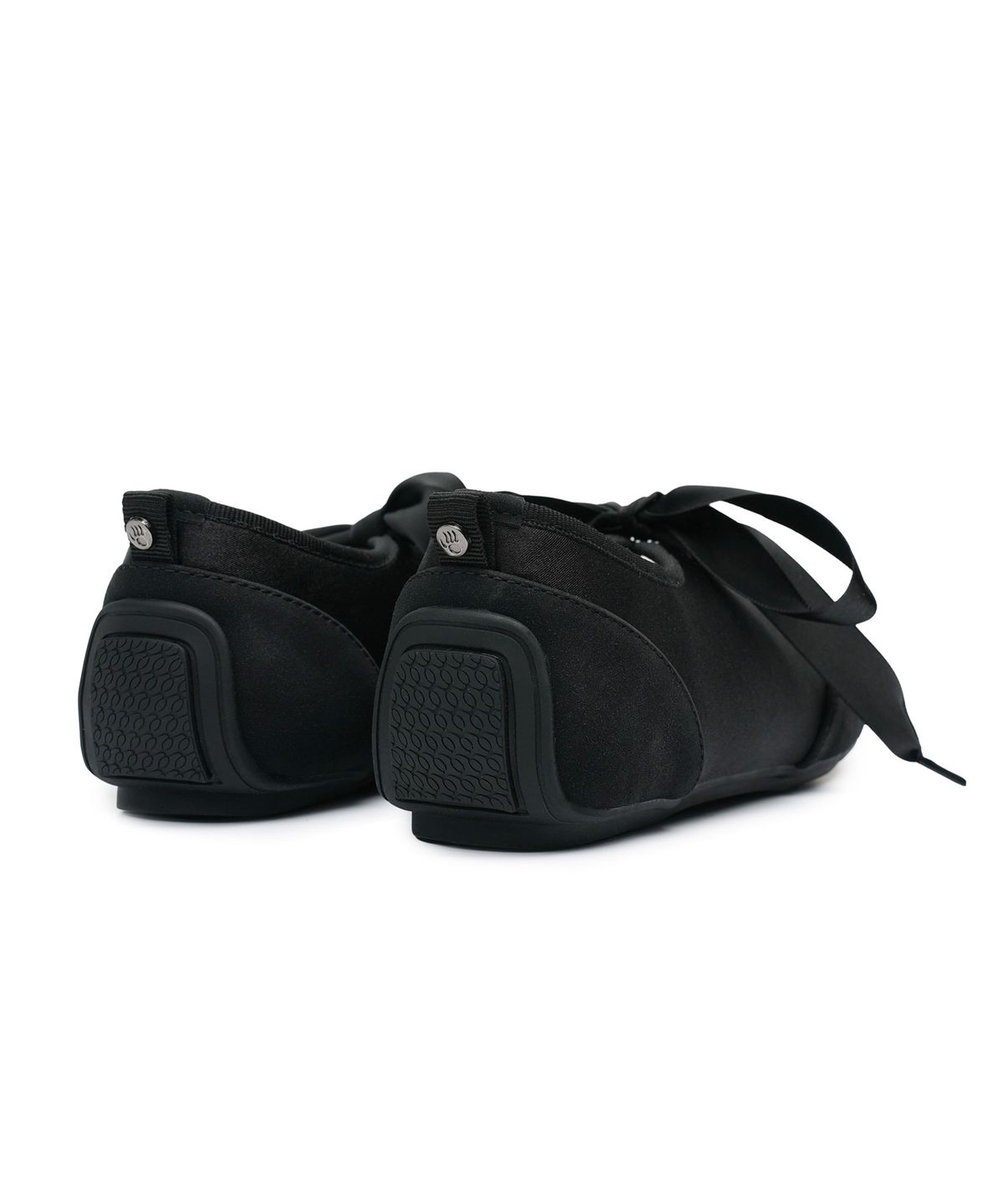 베어파우(BEARPAW) HEDY 레이스업플랫 블랙 (K2965001RA-W)