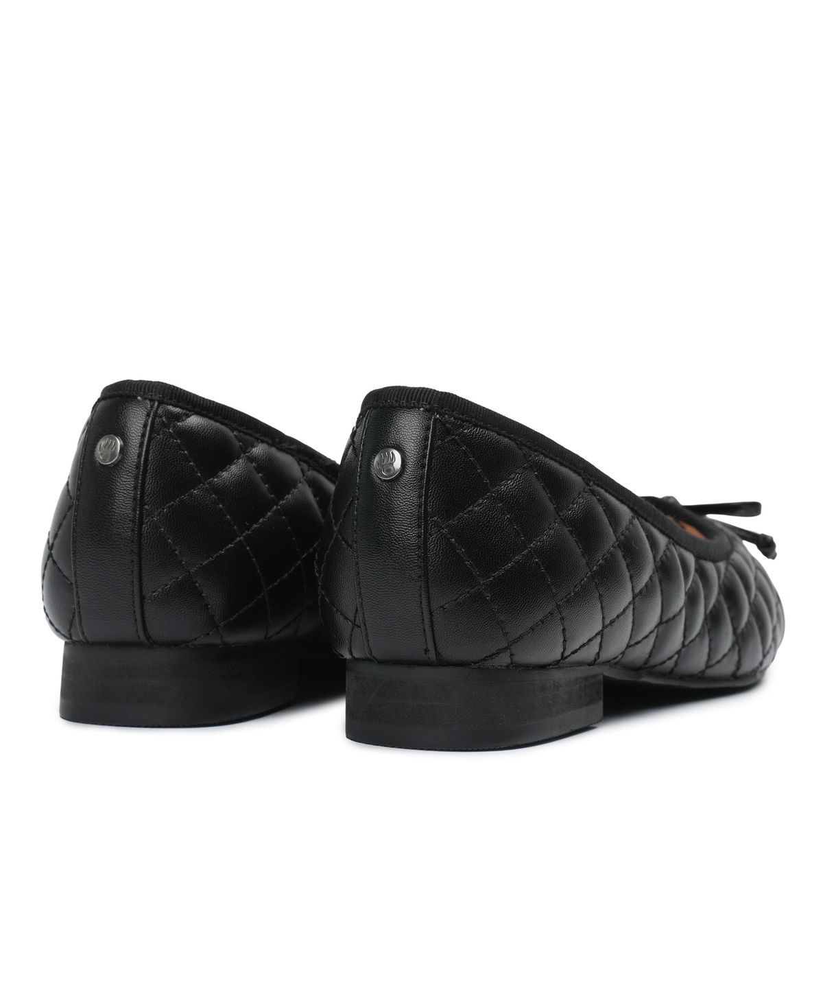 베어파우(BEARPAW) VIENNA 플랫 블랙 (K2832001RC-W)