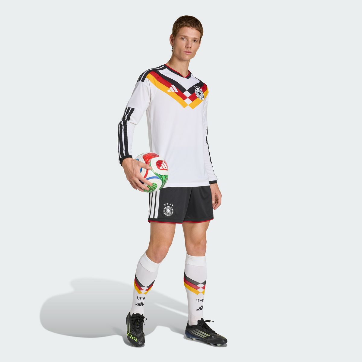 아디다스(ADIDAS) 독일 26 홈 롱 슬리브 저지 - 화이트 / JM1380
