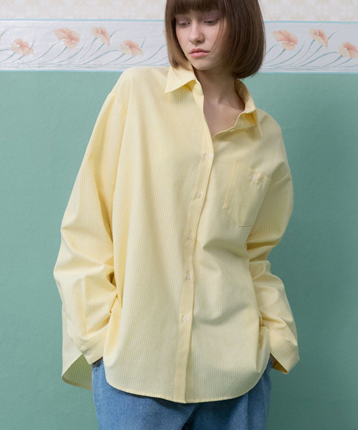 뮈르뮈르(MURMURE) 리몬 백패치 오버핏 셔츠_Limon Overfit Shirt